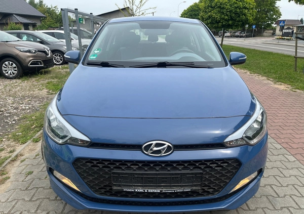 Hyundai i20 cena 39900 przebieg: 101000, rok produkcji 2018 z Namysłów małe 596